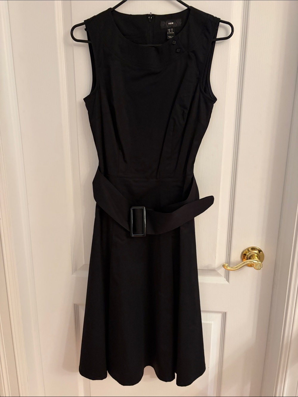 H&M Black Sleeveless Belted Midi Dress
